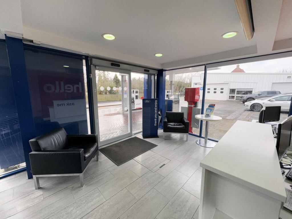 Additional property image - Jacksons of Henley, Warwick Road, Henley-in-Arden, Warwickshire, B95 5BH