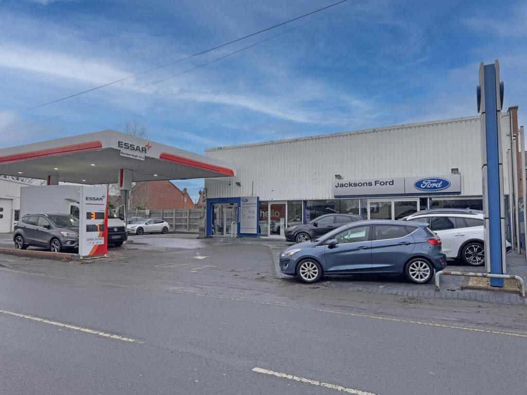 Additional property image - Jacksons of Henley, Warwick Road, Henley-in-Arden, Warwickshire, B95 5BH