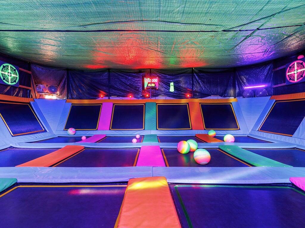 Main image of property: iBounce Trampoline Park, Unit 1, Milber Trading Estate, Newton Abbot, Devon, TQ12 4SG
