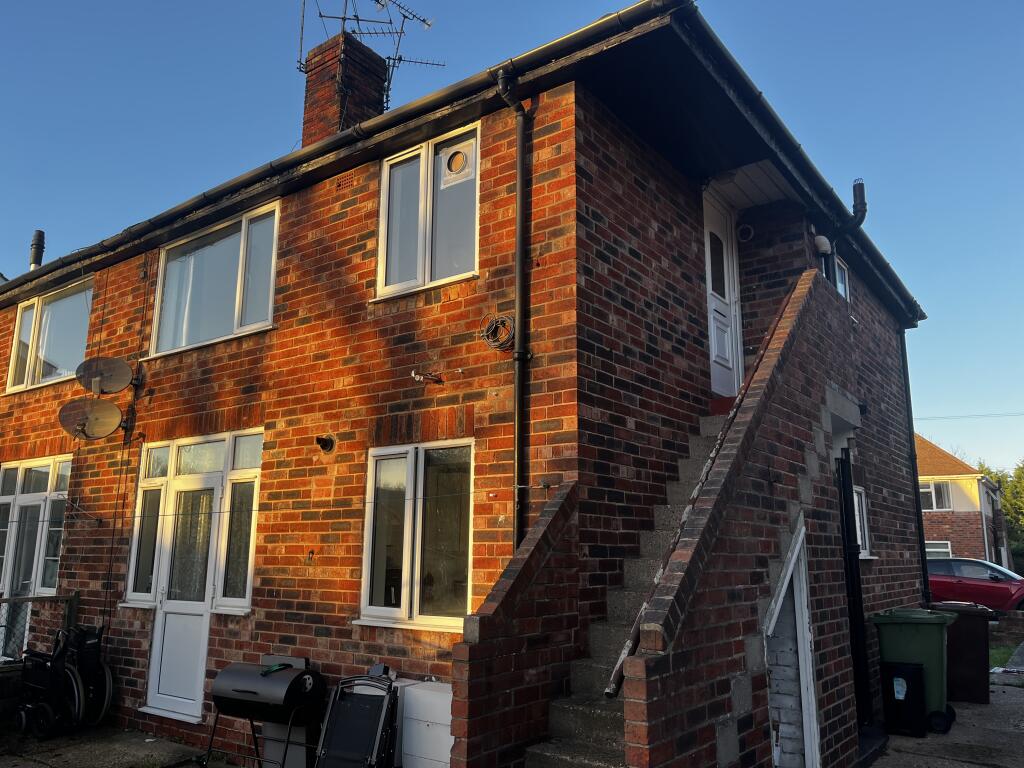 Main image of property: Glenwood Grove, Lincoln, LN6