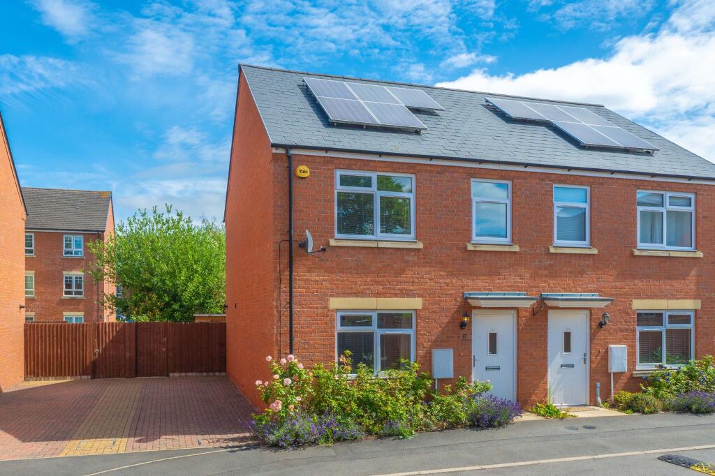 Main image of property: Albert Street, Warwick, CV34