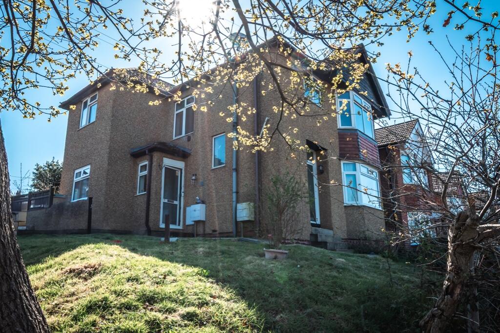 Main image of property: Cross Road, Southampton, Hampshire, SO19