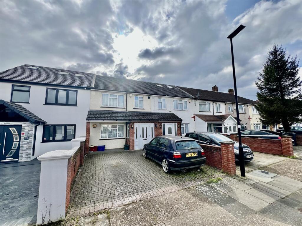 3 bedroom terraced house
