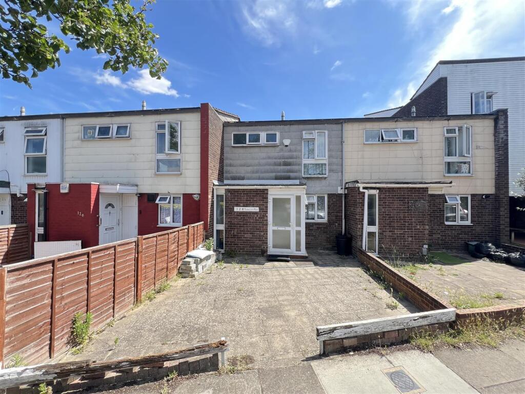 Main image of property: Thorncliffe Road, Norwood Green, UB2