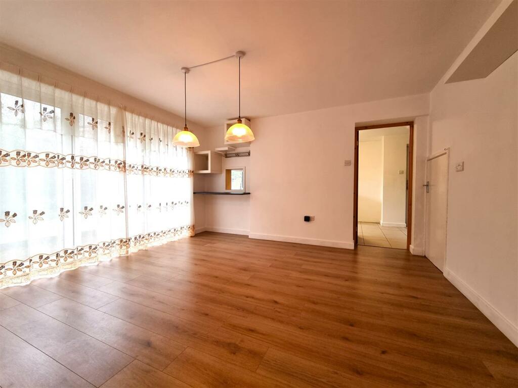 Additional property image - Burton Close, Allesley, Coventry