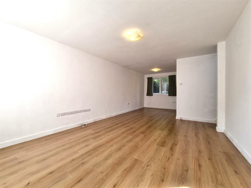 Additional property image - Burton Close, Allesley, Coventry
