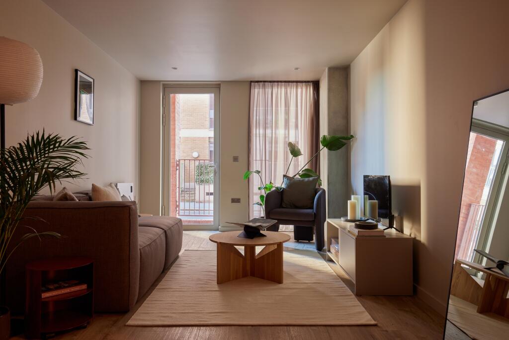 Main image of property: Poplin 4, 2 Addington Street, Manchester, Greater Manchester, M4
