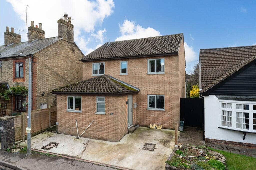 Main image of property: Summerleys, Edlesborough, LU6 2HR