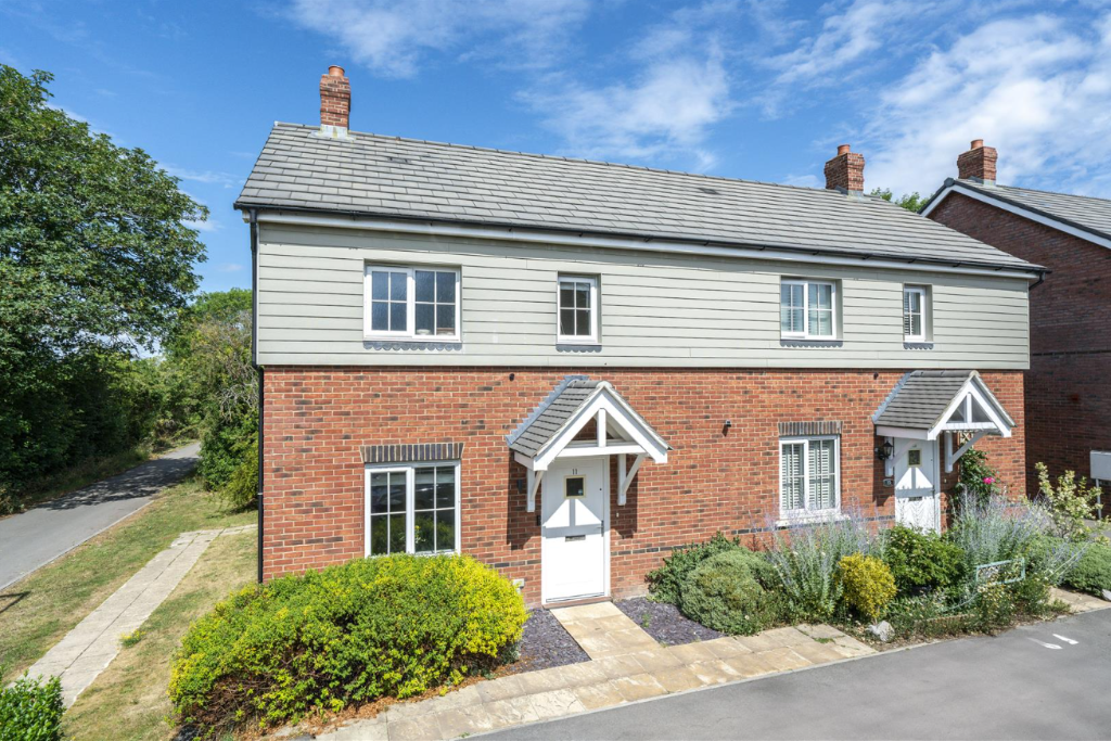 Main image of property: Damson Way, Edlesborough, LU6 2FQ