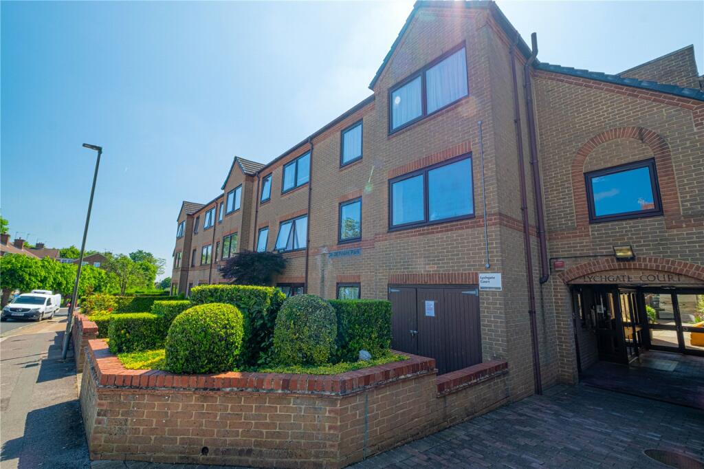 Main image of property: Friern Park, Finchley, London, N12