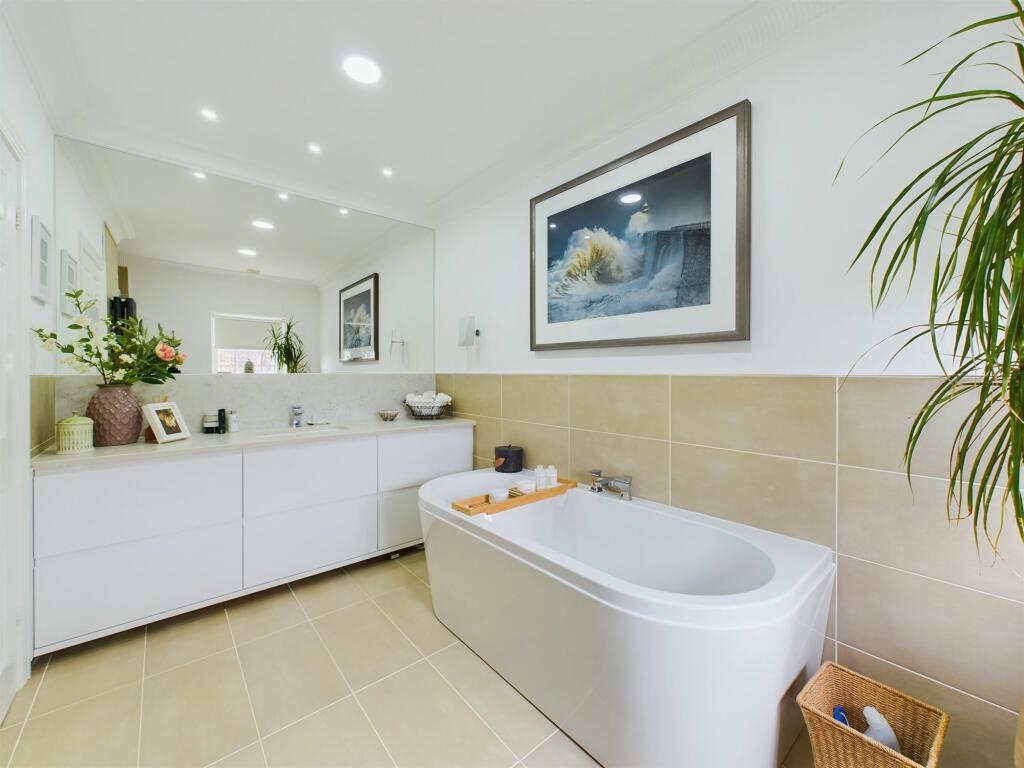 Additional property image - Holywood, Wolsingham, DL13