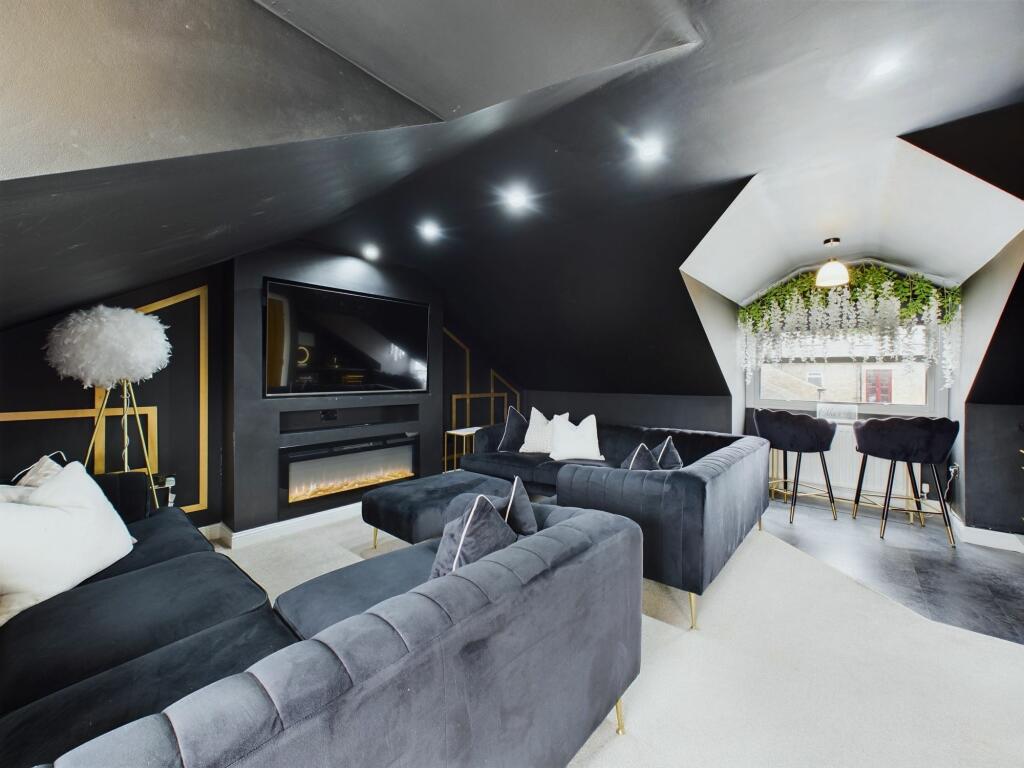 Additional property image - Penthouse apartment, Front Street, Stanhope