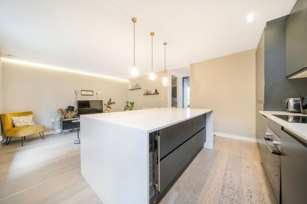 Main image of property: Amhurst Road, Hackney