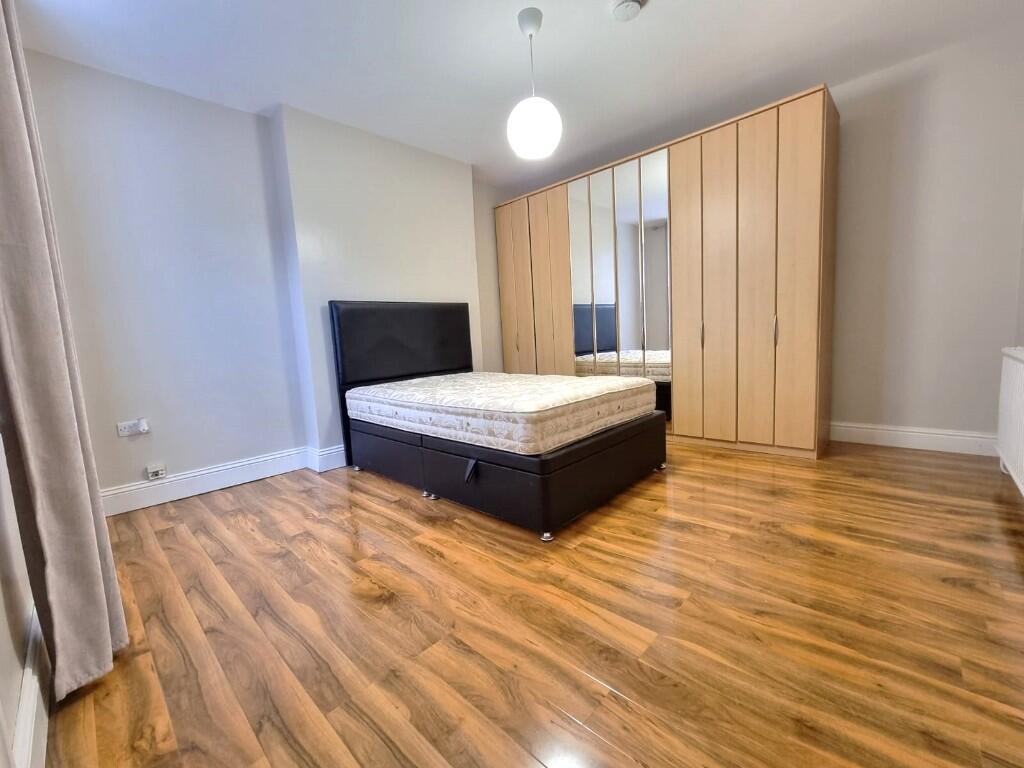 Main image of property: Ecclesall Road, Sheffield, S11