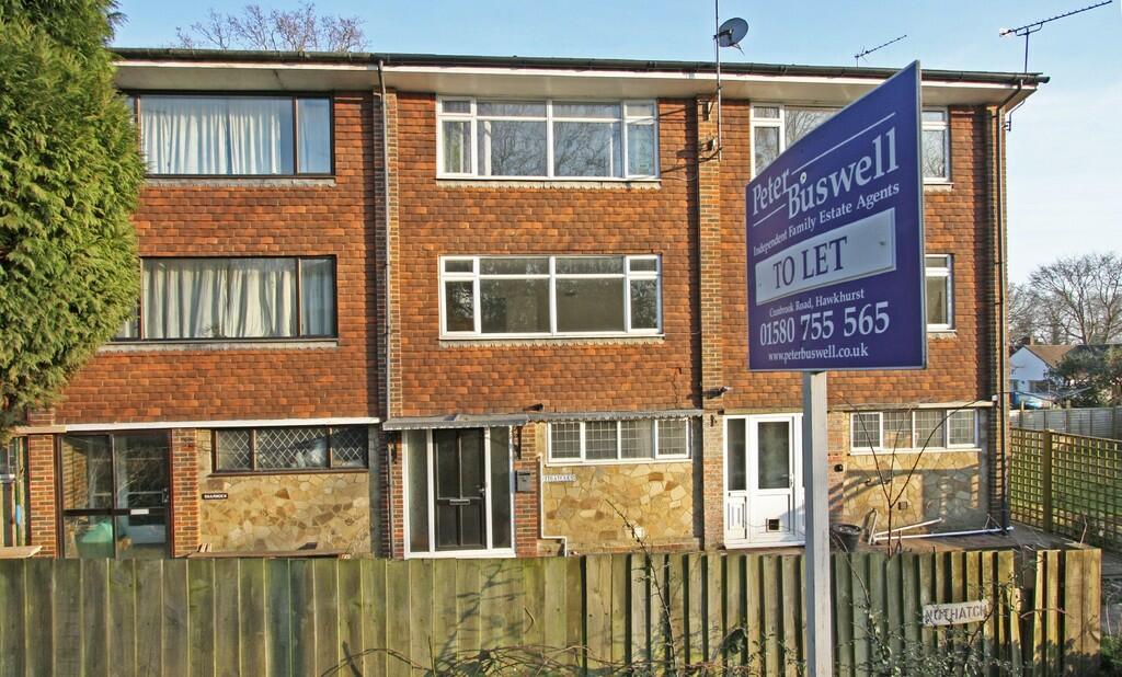 3 bedroom for rent in Spacious Three Bedroom In