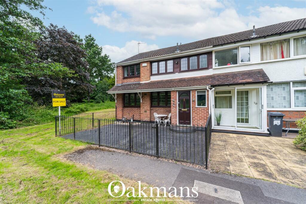 4 bedroom end of terrace house for sale in Gaydon Road, Solihull, B92