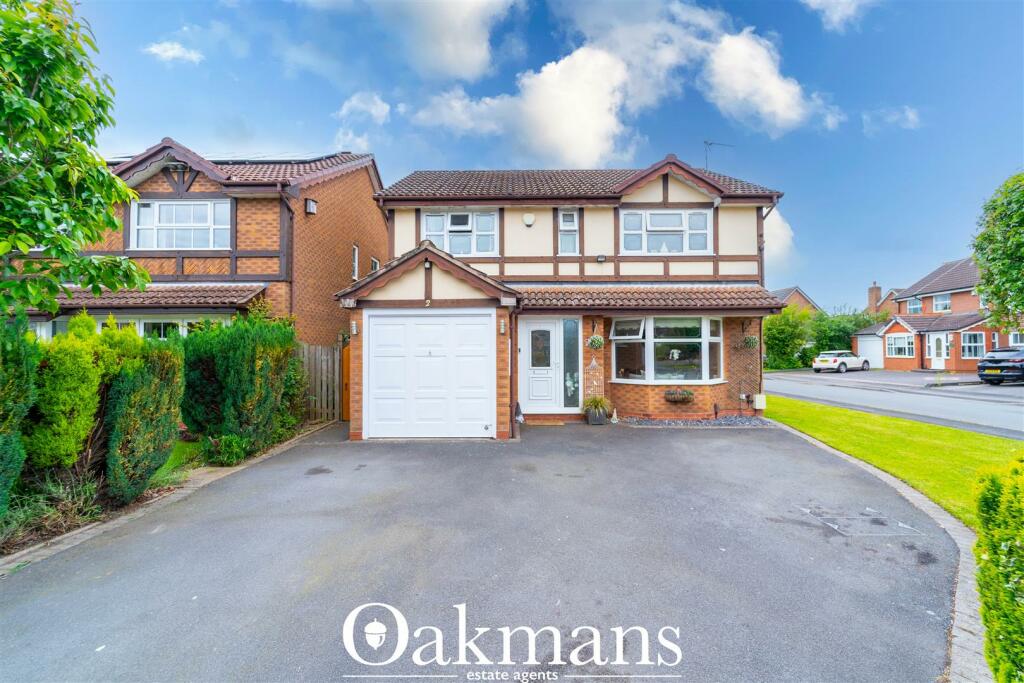 4 bedroom detached house for sale in Pinley Way, Solihull, B91