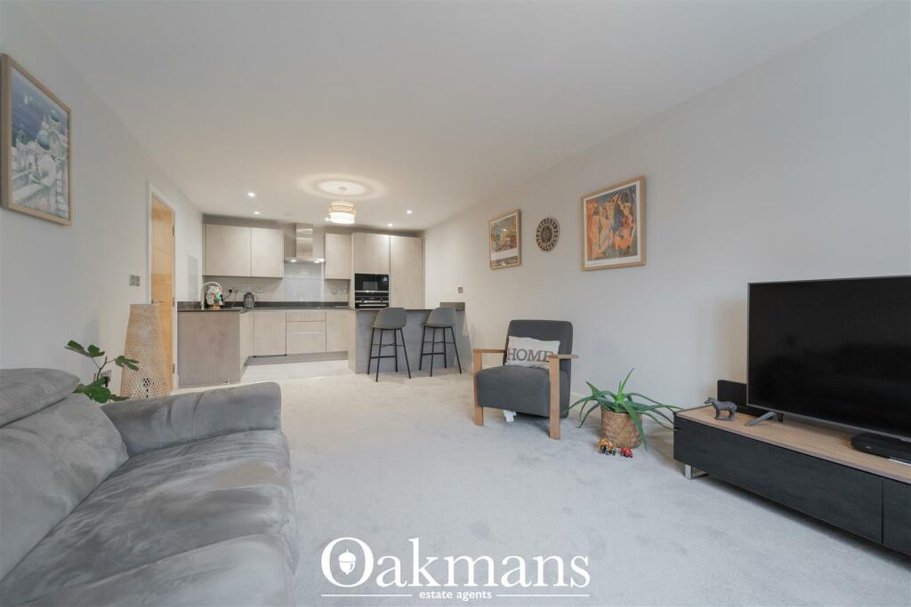 Additional property image - Oakview, Wake Green Road, B13