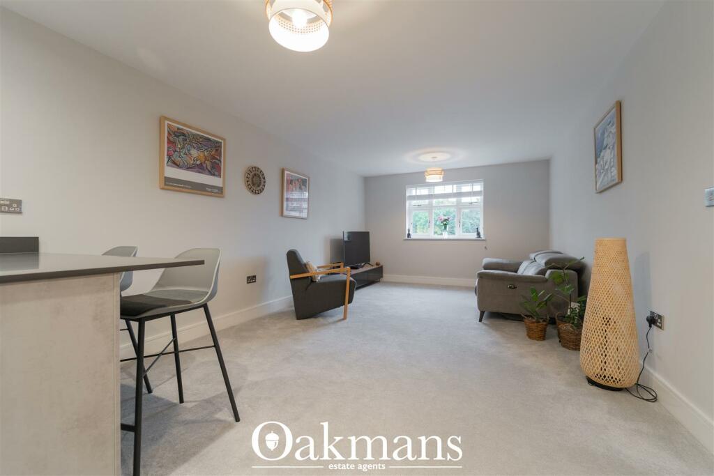 Additional property image - Oakview, Wake Green Road, B13
