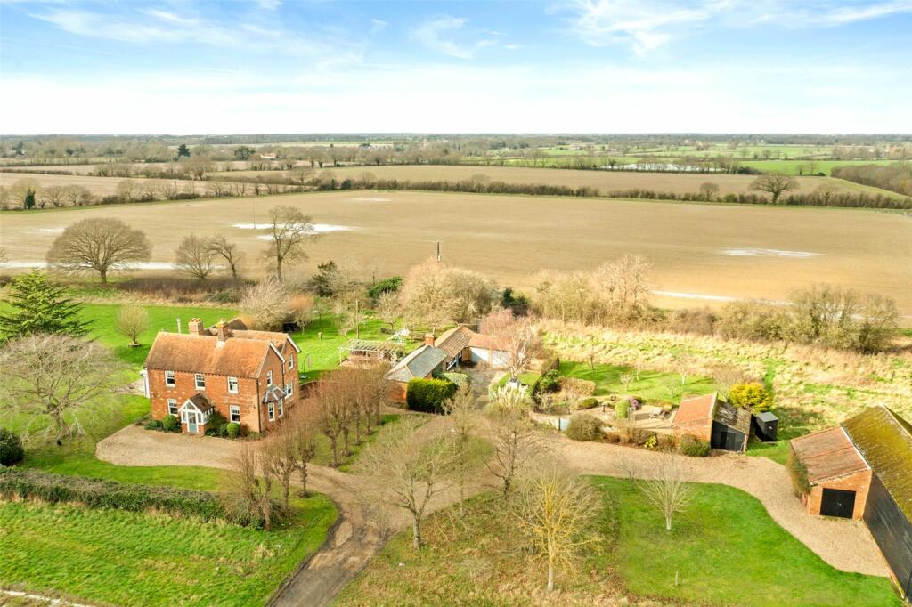 5 bedroom detached house for sale in The Chase, Chase Road East, Great Bromley, Colchester, CO7