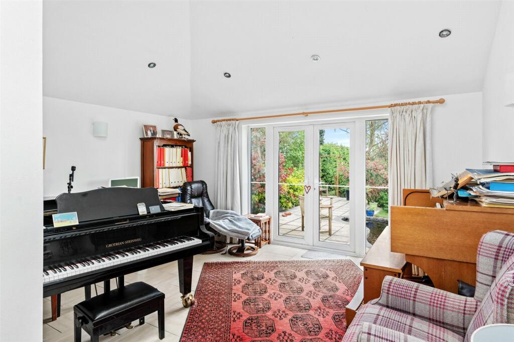 Additional property image - Crocklands, Greenstead Green, Halstead, Essex, CO9