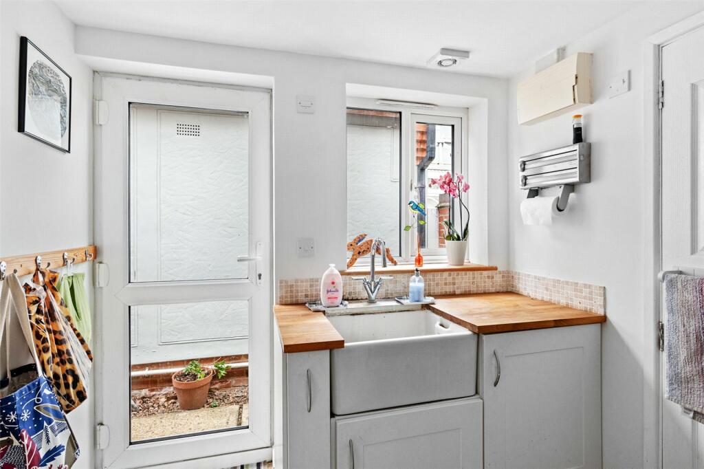 Additional property image - Crocklands, Greenstead Green, Halstead, Essex, CO9