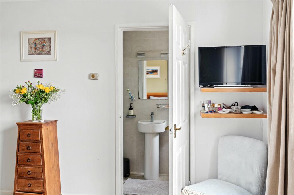 Additional property image - Crocklands, Greenstead Green, Halstead, Essex, CO9