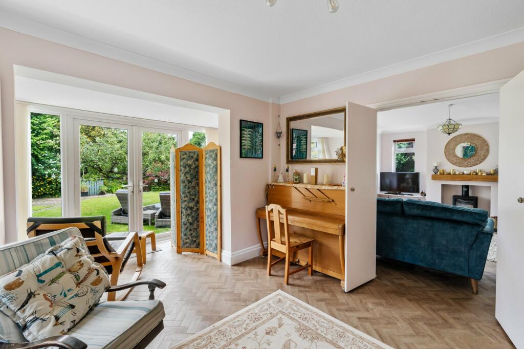 Additional property image - Irvine Road, Colchester, Essex, CO3