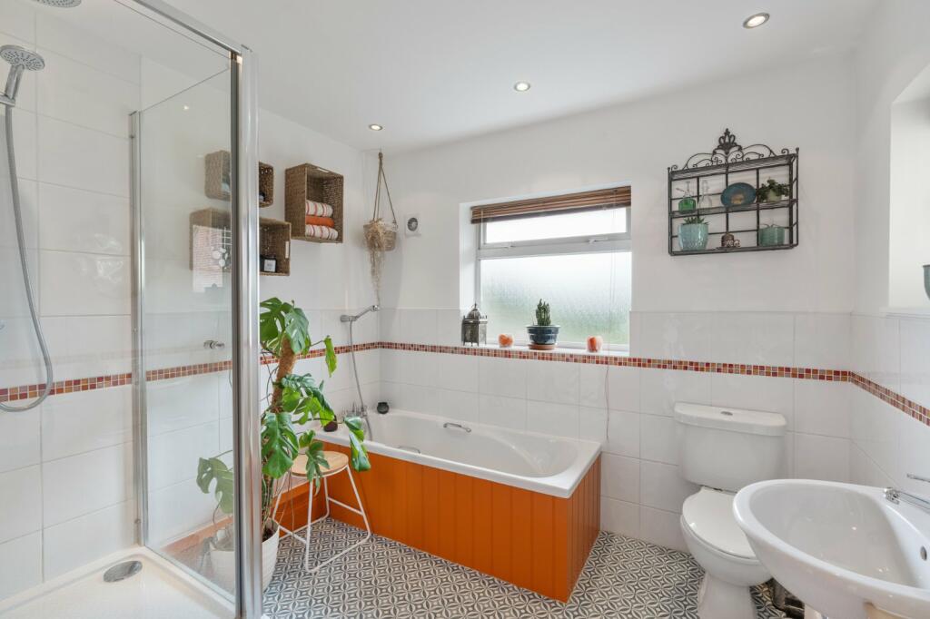 Additional property image - Irvine Road, Colchester, Essex, CO3