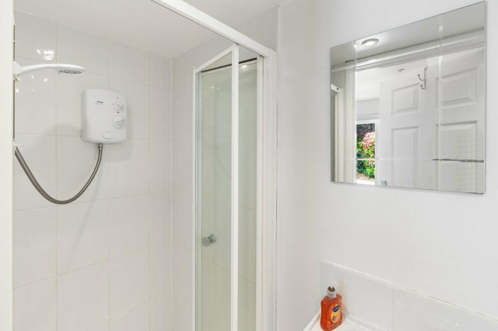 Additional property image - Irvine Road, Colchester, Essex, CO3