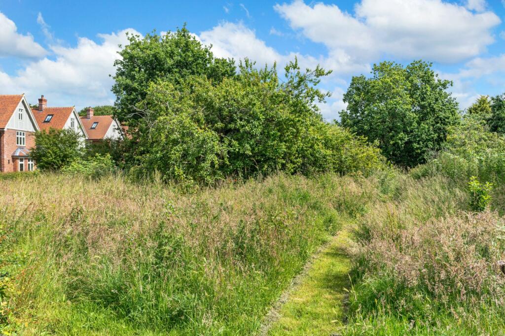Additional property image - Irvine Road, Colchester, Essex, CO3