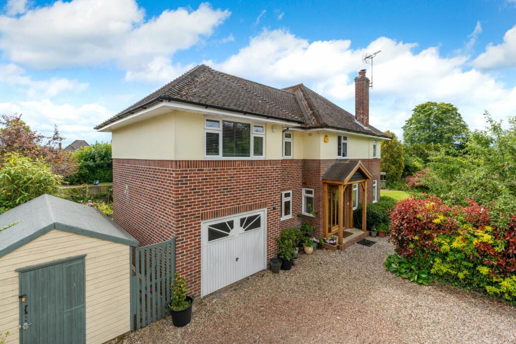 Additional property image - Irvine Road, Colchester, Essex, CO3