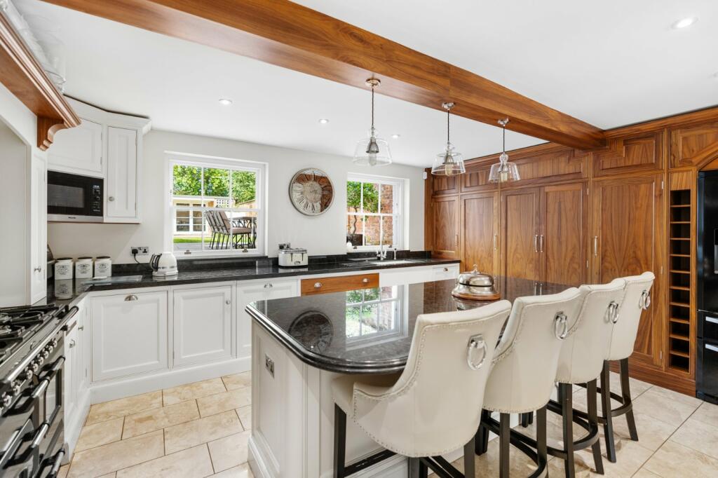 Additional property image - Lexden Road, Lexden, Colchester, Essex, CO3