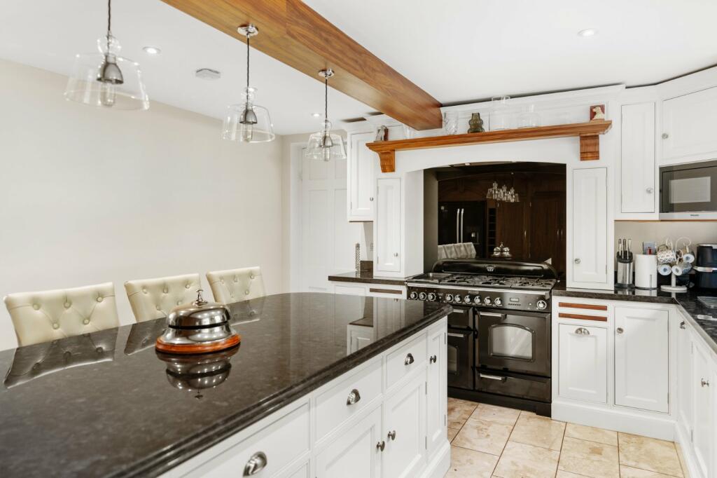 Additional property image - Lexden Road, Lexden, Colchester, Essex, CO3