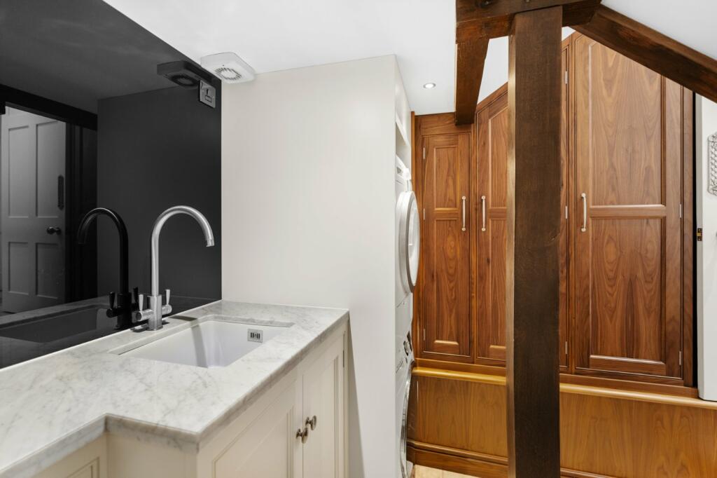 Additional property image - Lexden Road, Lexden, Colchester, Essex, CO3