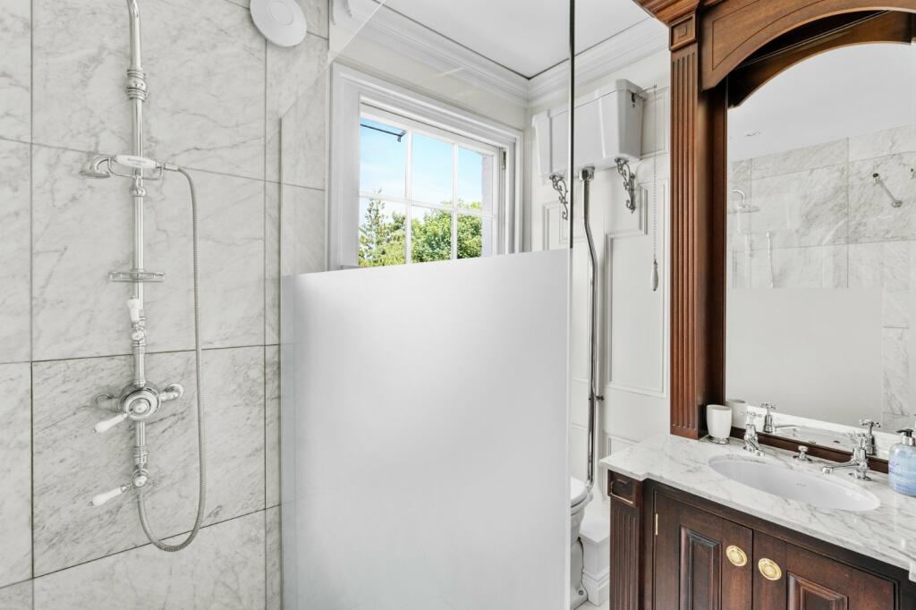 Additional property image - Lexden Road, Lexden, Colchester, Essex, CO3