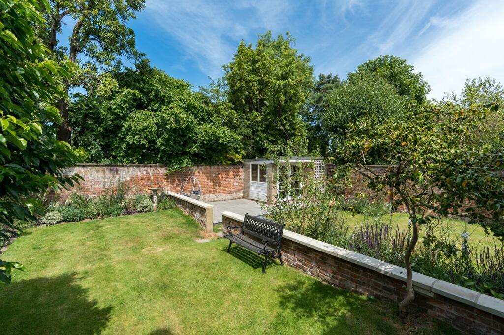 Additional property image - Lexden Road, Lexden, Colchester, Essex, CO3