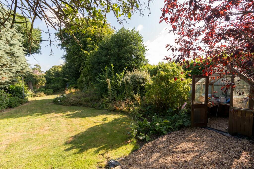Additional property image - Lexden Road, Lexden, Colchester, Essex, CO3