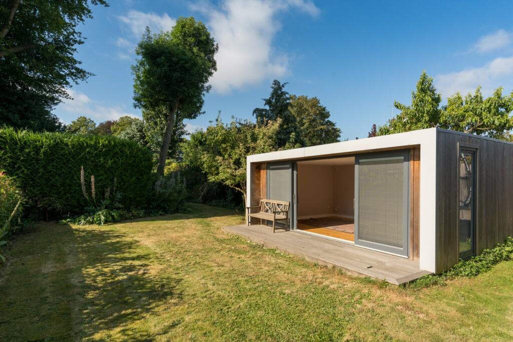 Additional property image - Lexden Road, Lexden, Colchester, Essex, CO3