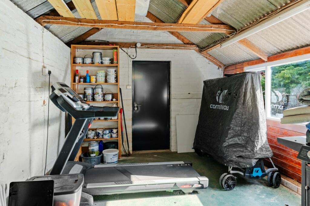 Additional property image - Lexden Road, Lexden, Colchester, Essex, CO3
