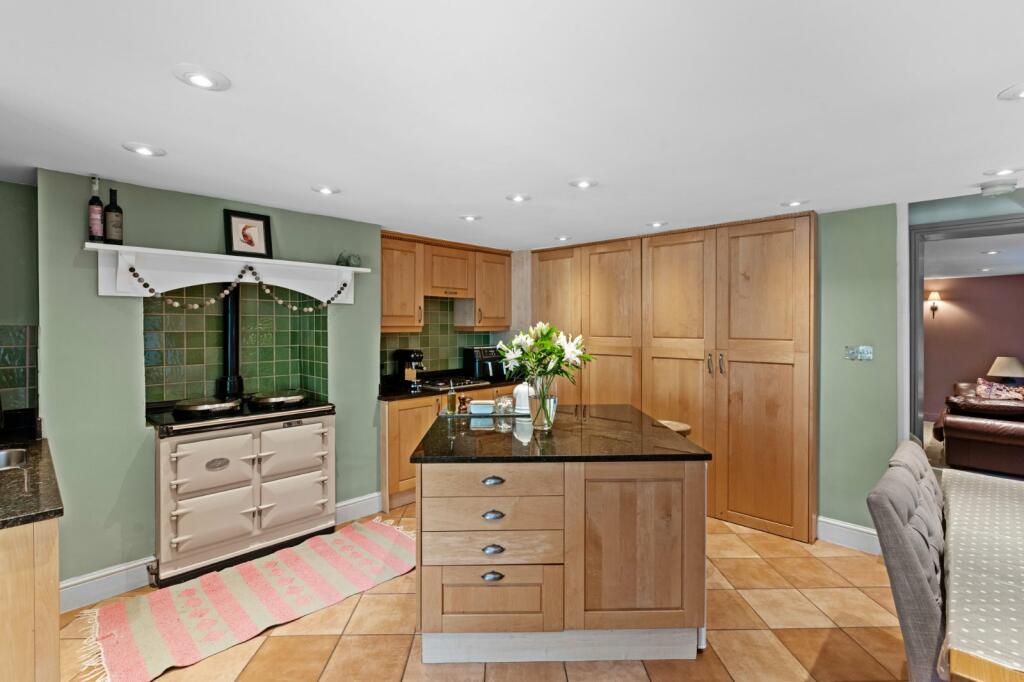 Additional property image - Lexden Road, Lexden, Colchester, Essex, CO3