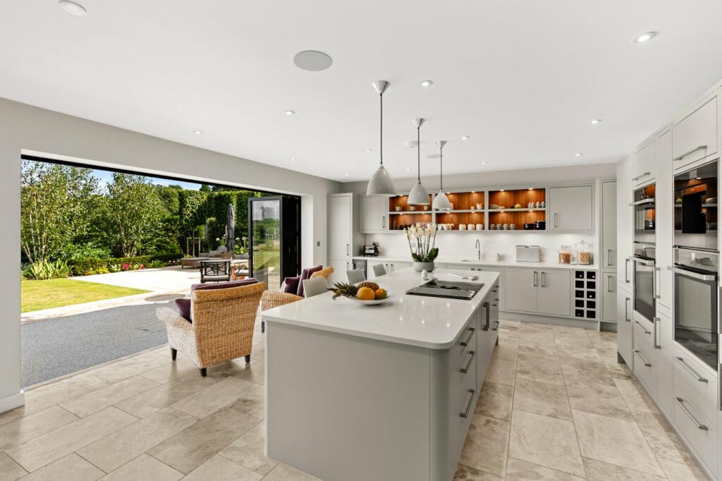 Additional property image - Bromley Road, Ardleigh, Colchester, Essex, CO7