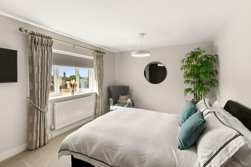 Additional property image - Bromley Road, Ardleigh, Colchester, Essex, CO7