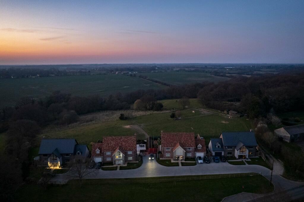 Additional property image - Bromley Road, Ardleigh, Colchester, Essex, CO7
