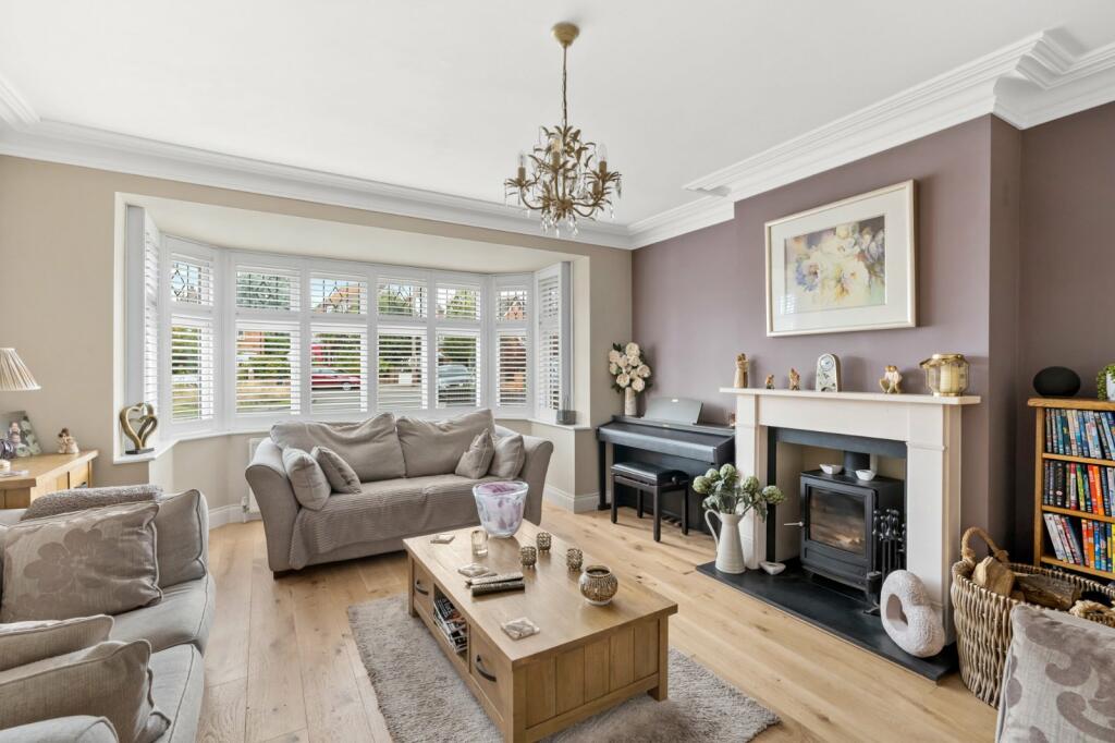 Additional property image - Wavell Avenue, Colchester, Essex, CO2