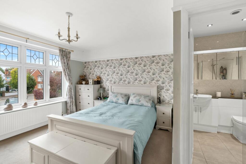 Additional property image - Wavell Avenue, Colchester, Essex, CO2