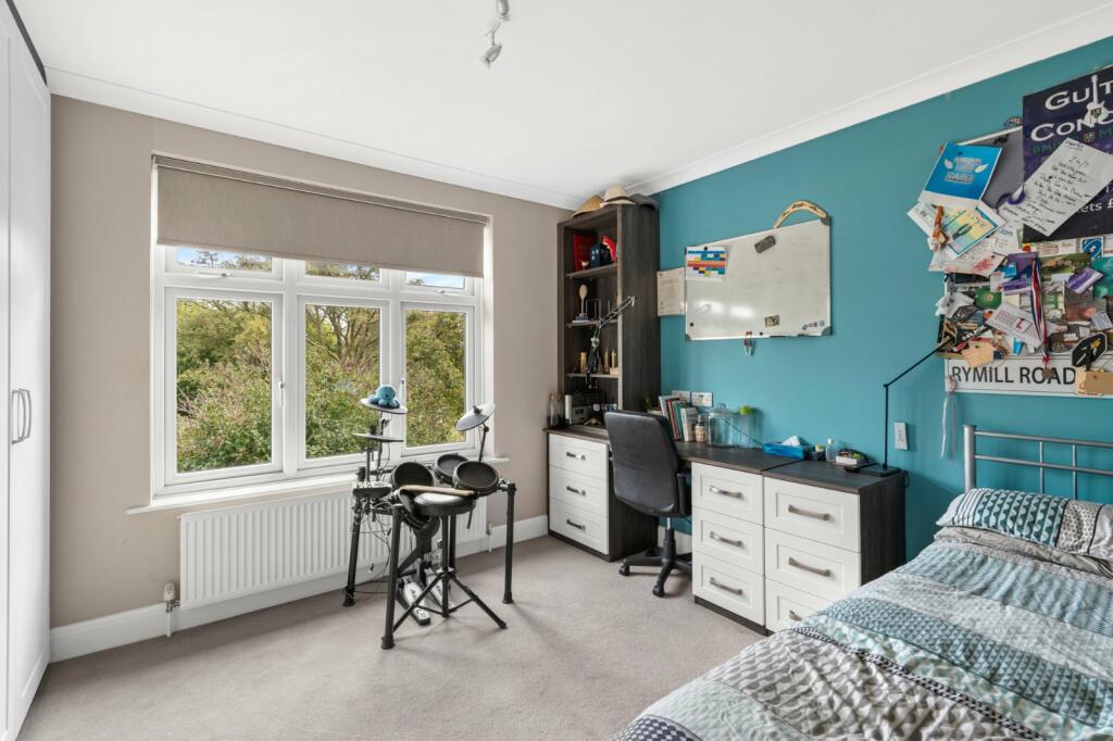 Additional property image - Wavell Avenue, Colchester, Essex, CO2