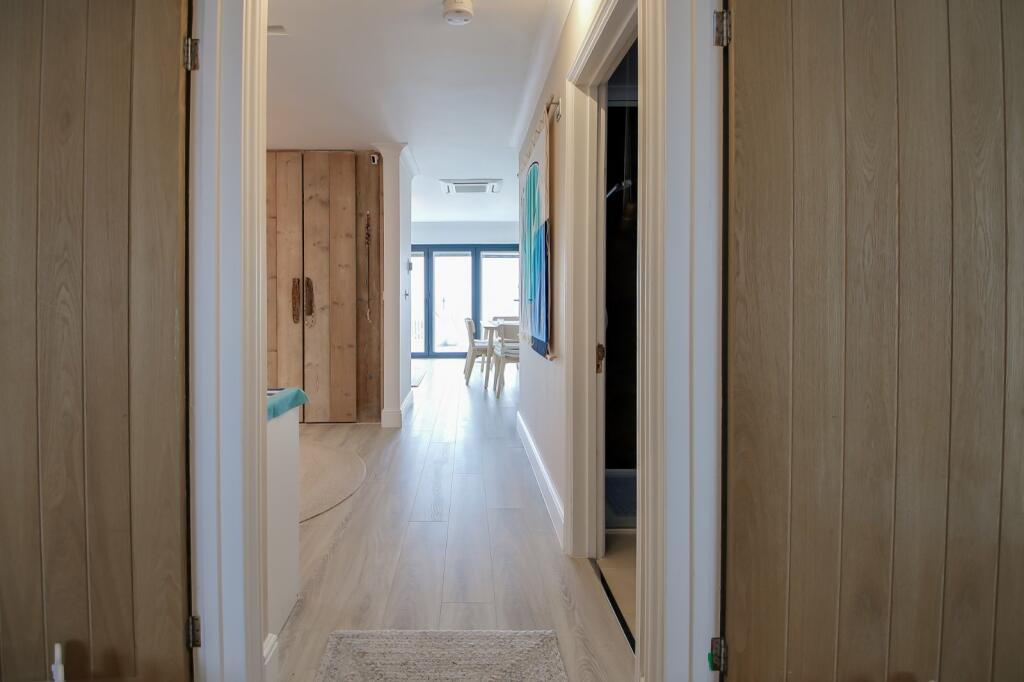 Additional property image - Eastern Promenade, Point Clear Bay, Essex, CO16