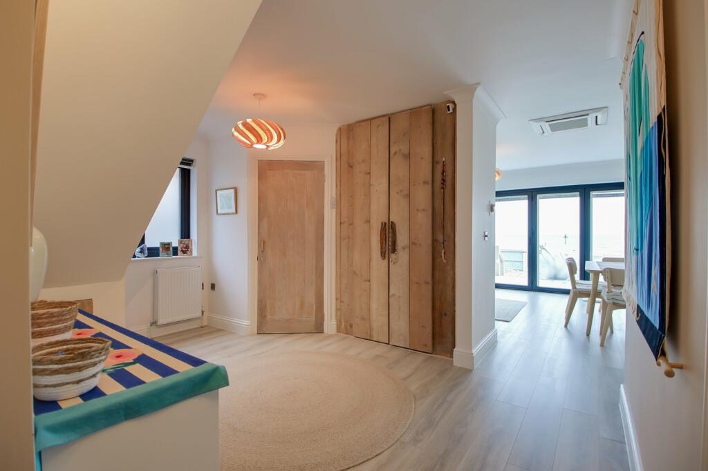 Additional property image - Eastern Promenade, Point Clear Bay, Essex, CO16
