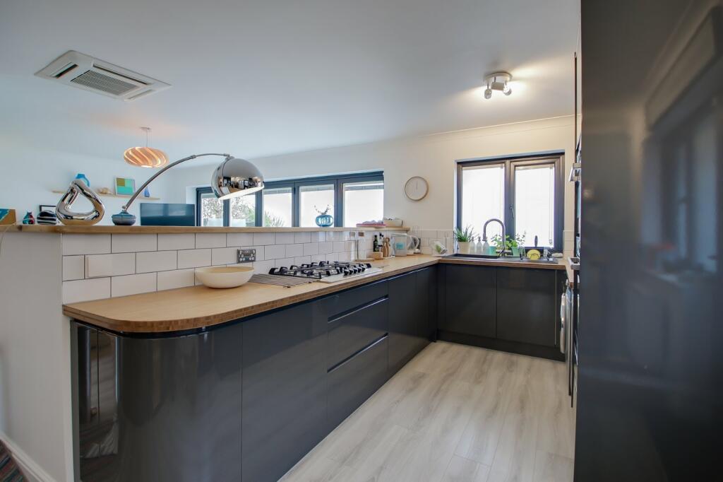 Additional property image - Eastern Promenade, Point Clear Bay, Essex, CO16